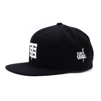 Team Savage Snapback in black